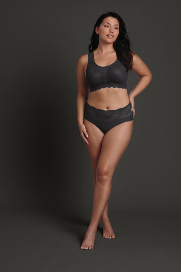 Essential Lace - bezszwowa braletka, bez fiszbin, z serii Anita Since 1886 (5400.408) - obrazek 6
