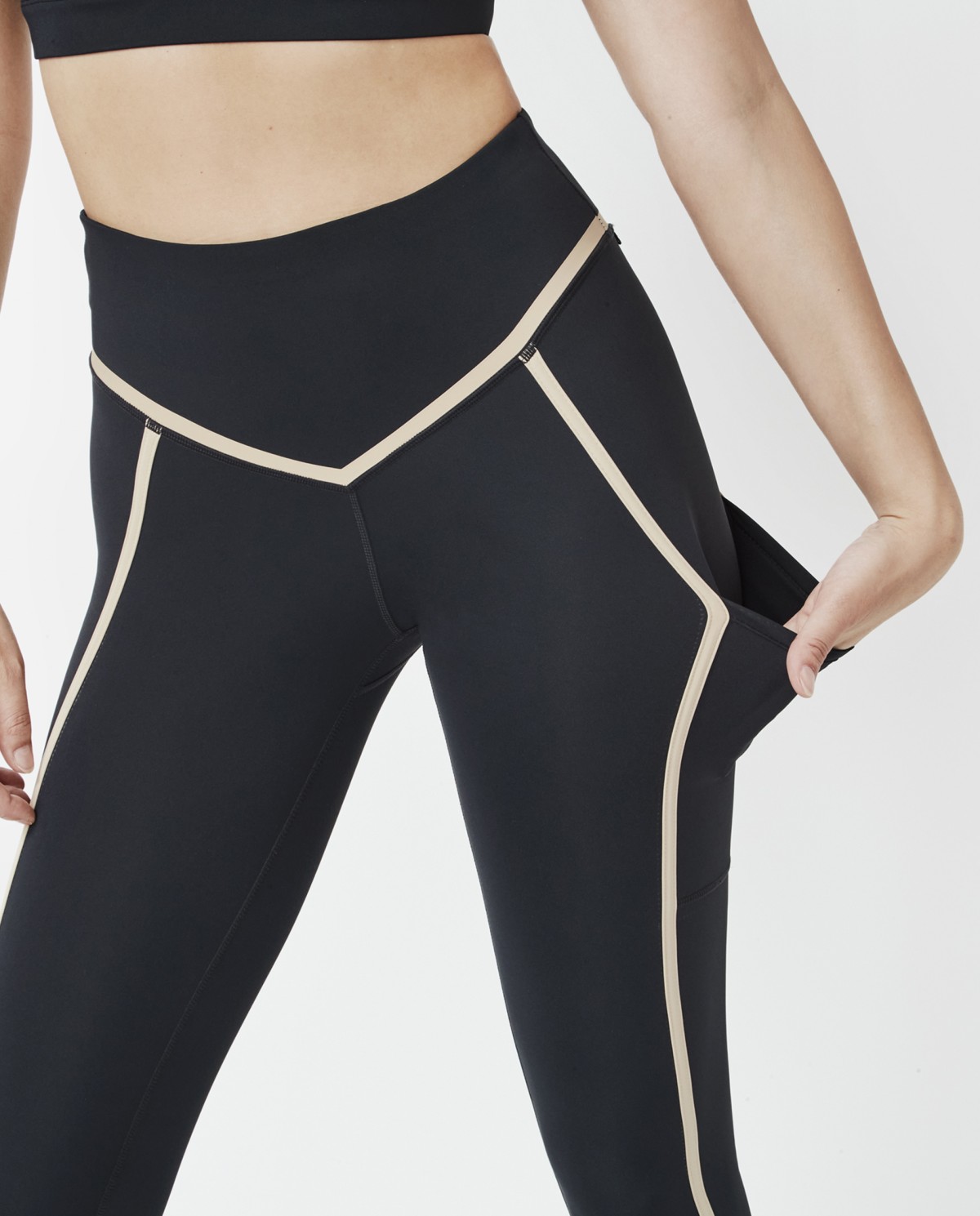 long sport leggings by pilar rubio st775 004 black