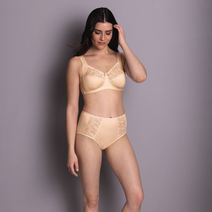 5823 774 01 rgb 1920