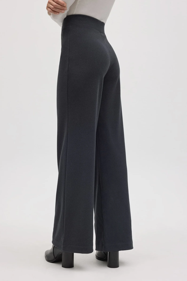 70669 3 pantalon recto con textura marengo (Copy)