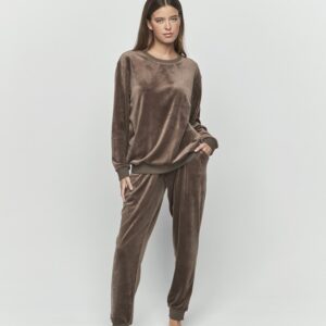 CREATOR: gd jpeg v1.0 (using IJG JPEG v62), quality = 90