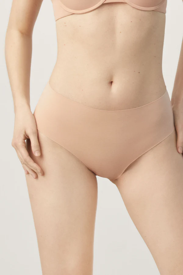 19662 4 braga alta laser Nude b7ee3a83 de8f 4c5f b6f2 6fe494ec124b (Copy)