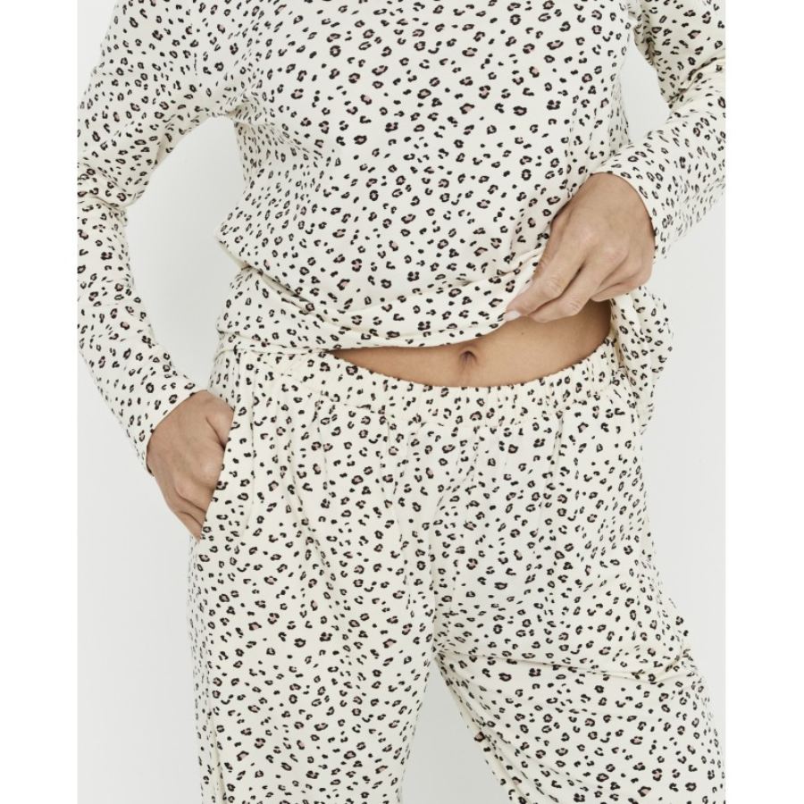 women s pyjamas 10676 (1) (Copy)